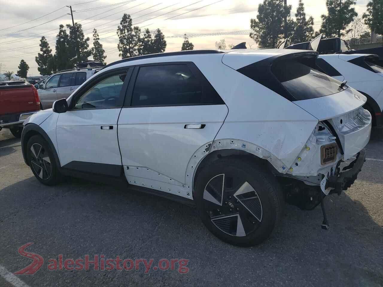 2025 HYUNDAI IONIQ VIN 7YAKN4DA0SY014658, front view