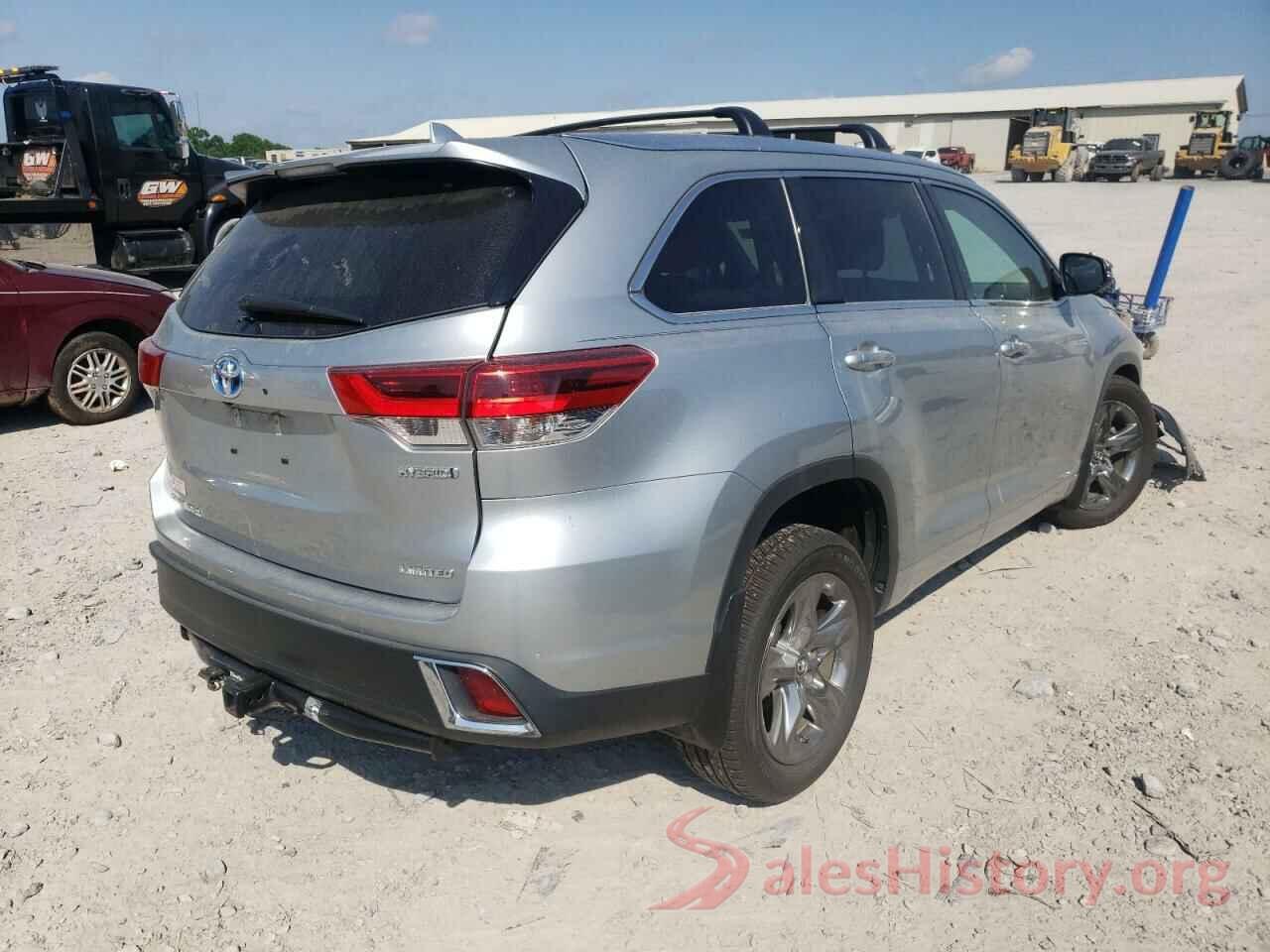 5TDDGRFH8HS036722 2017 TOYOTA HIGHLANDER