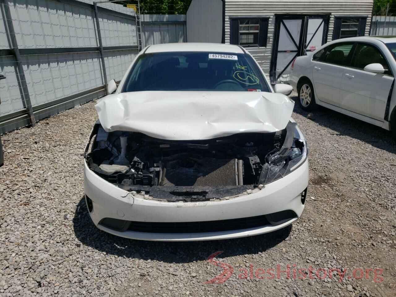 3KPFK4A77HE064868 2017 KIA FORTE