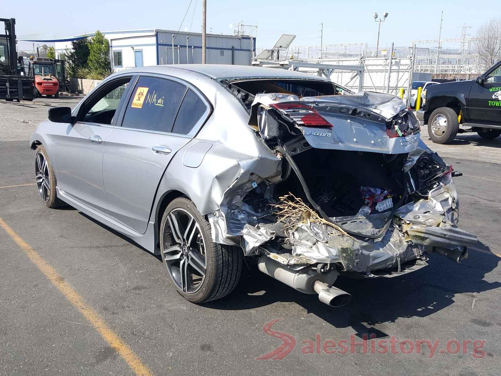 1HGCR2F18HA214580 2017 HONDA ACCORD