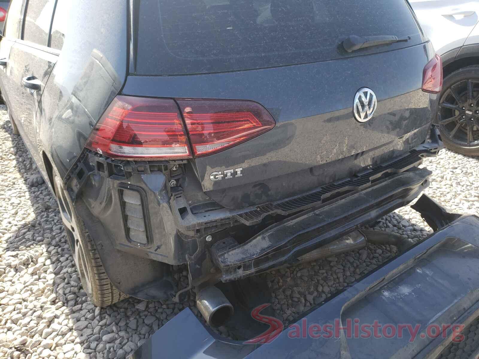 3VW547AU7JM262047 2018 VOLKSWAGEN GTI