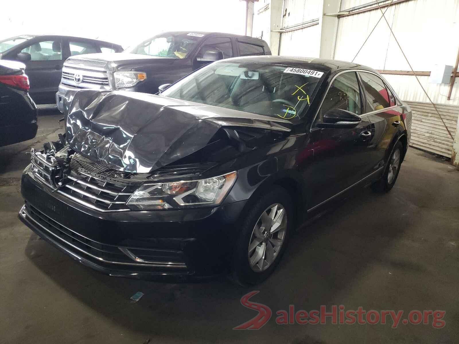 1VWAT7A38HC037737 2017 VOLKSWAGEN PASSAT