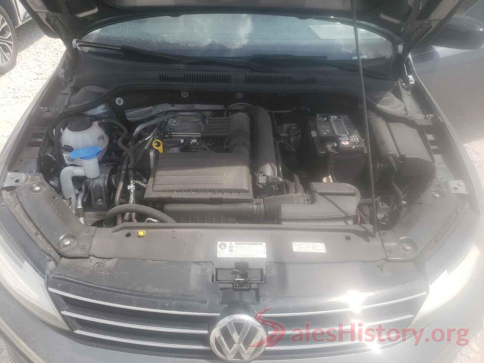 3VWDB7AJ1JM204992 2018 VOLKSWAGEN JETTA