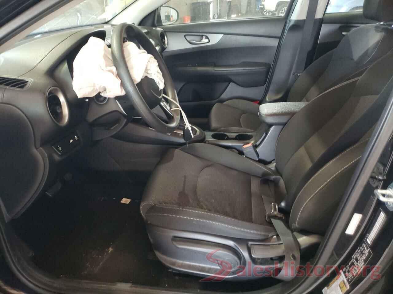 3KPF24AD2KE099802 2019 KIA FORTE