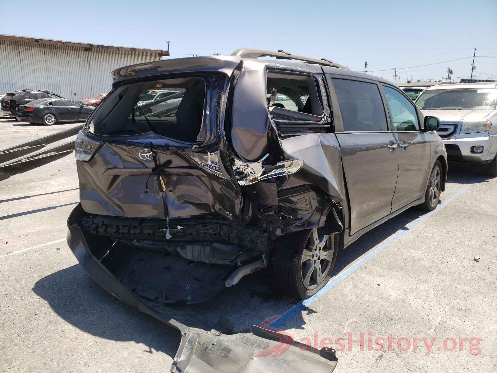 5TDXZ3DC5HS835854 2017 TOYOTA SIENNA