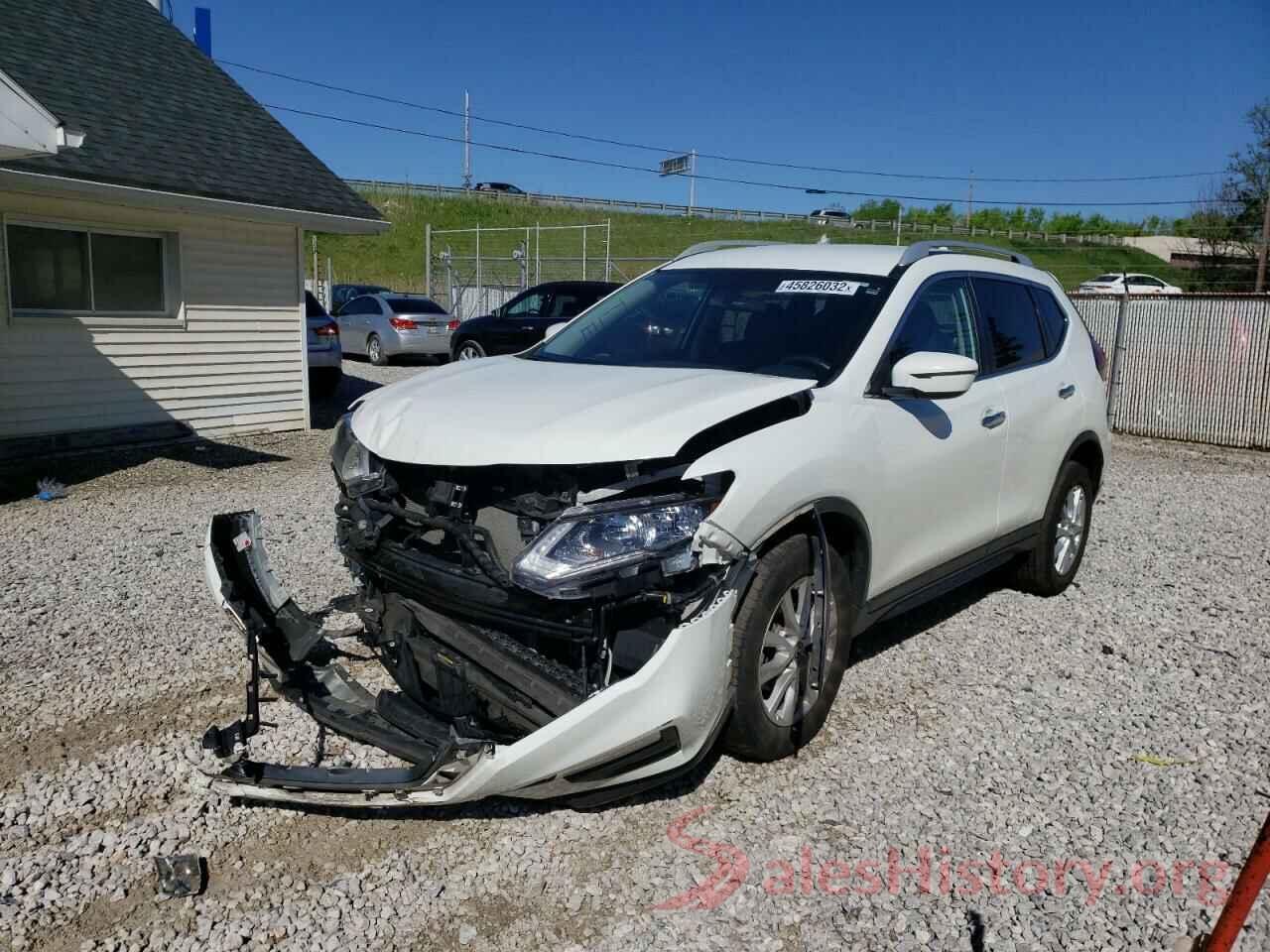 5N1AT2MV2JC796131 2018 NISSAN ROGUE