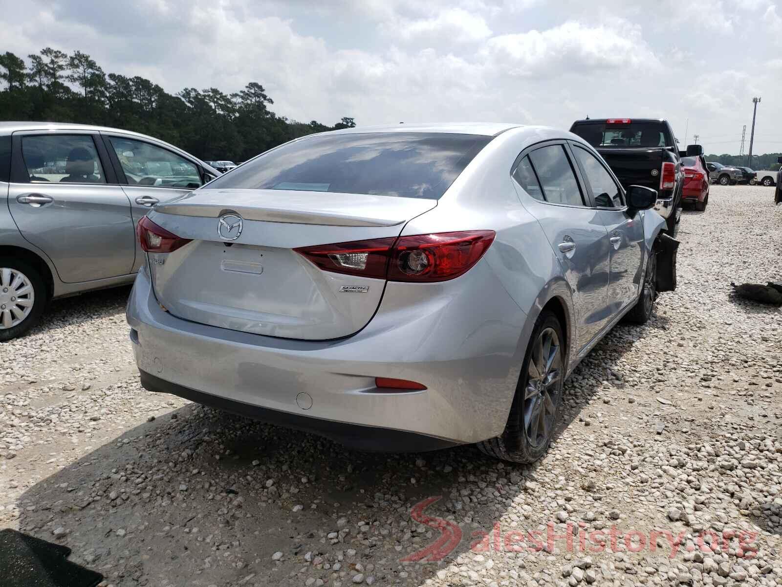 3MZBN1V3XJM194521 2018 MAZDA 3