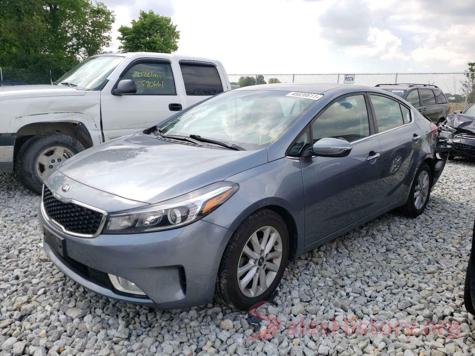 3KPFL4A73HE090266 2017 KIA FORTE