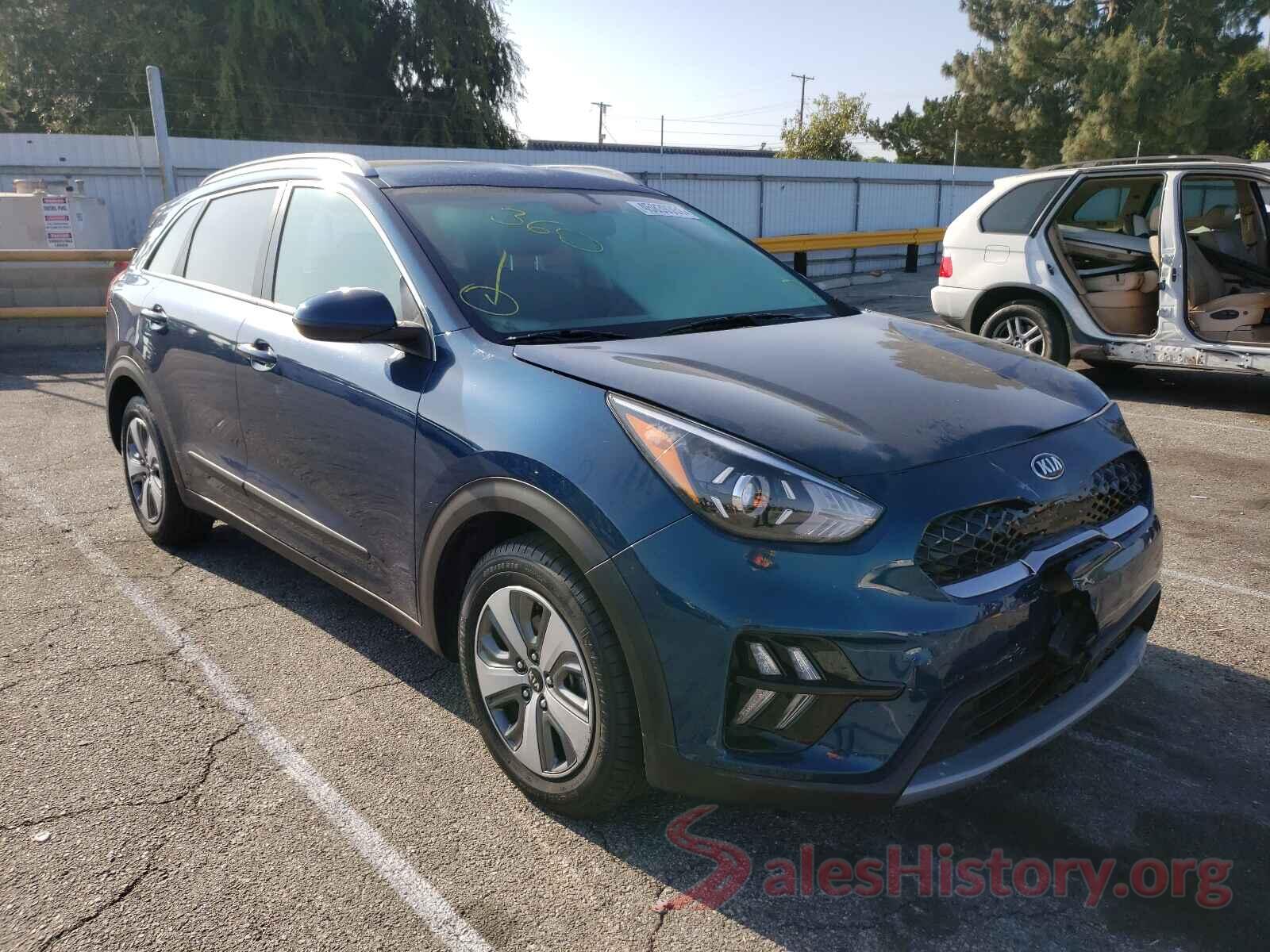 KNDCB3LC1L5397899 2020 KIA NIRO