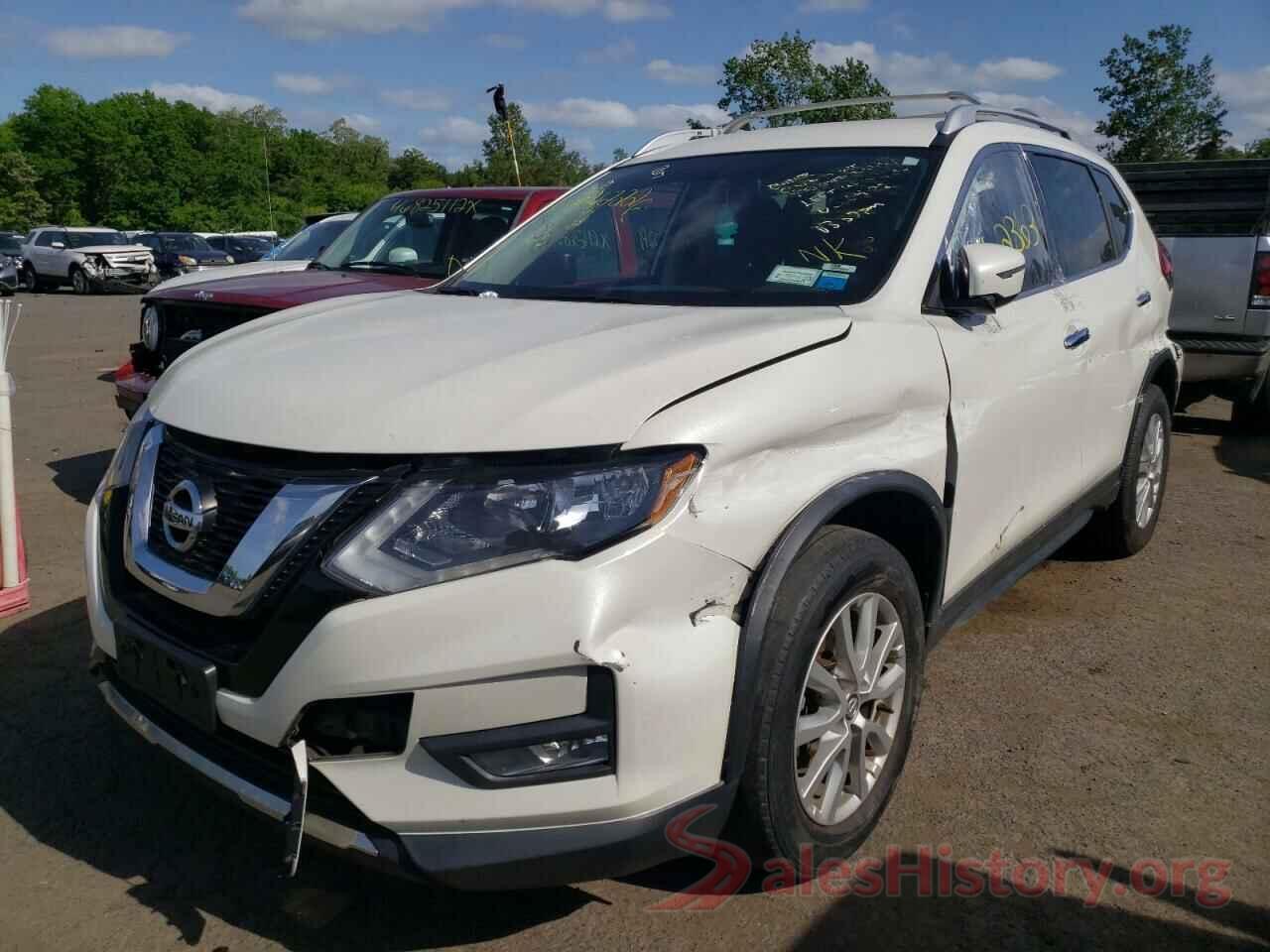 KNMAT2MV1HP501947 2017 NISSAN ROGUE