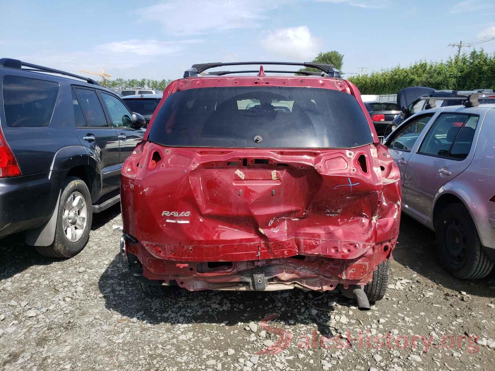 2T3RFREV8JW850440 2018 TOYOTA RAV4