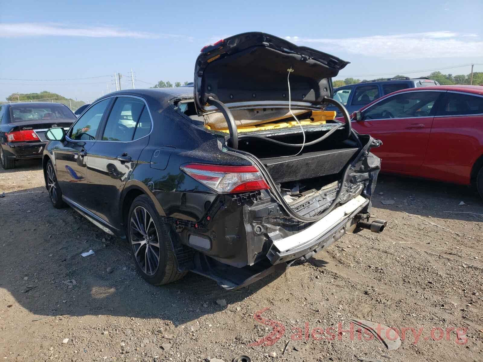 4T1B11HK4KU690683 2019 TOYOTA CAMRY