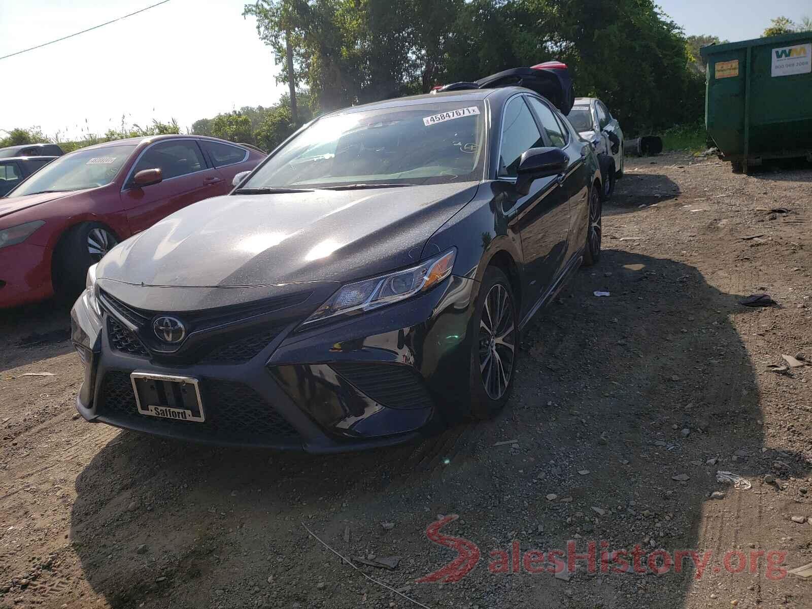 4T1B11HK4KU690683 2019 TOYOTA CAMRY