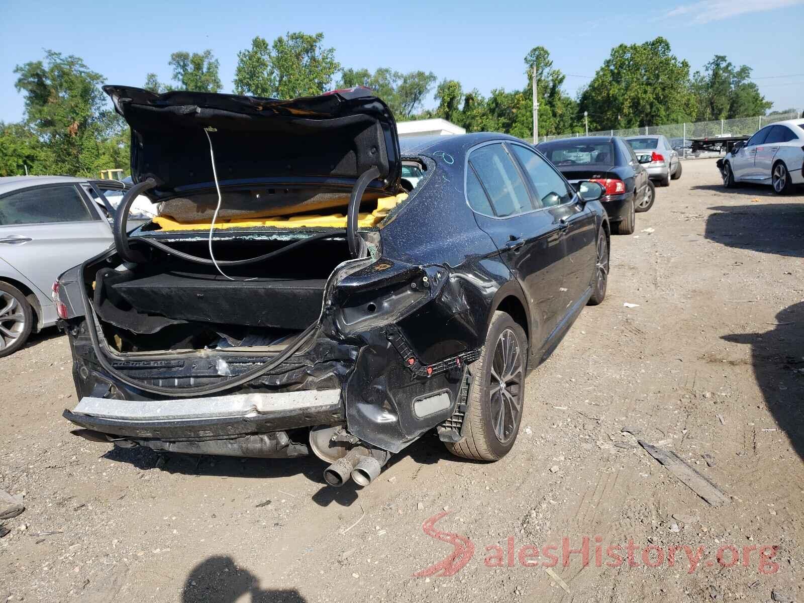 4T1B11HK4KU690683 2019 TOYOTA CAMRY