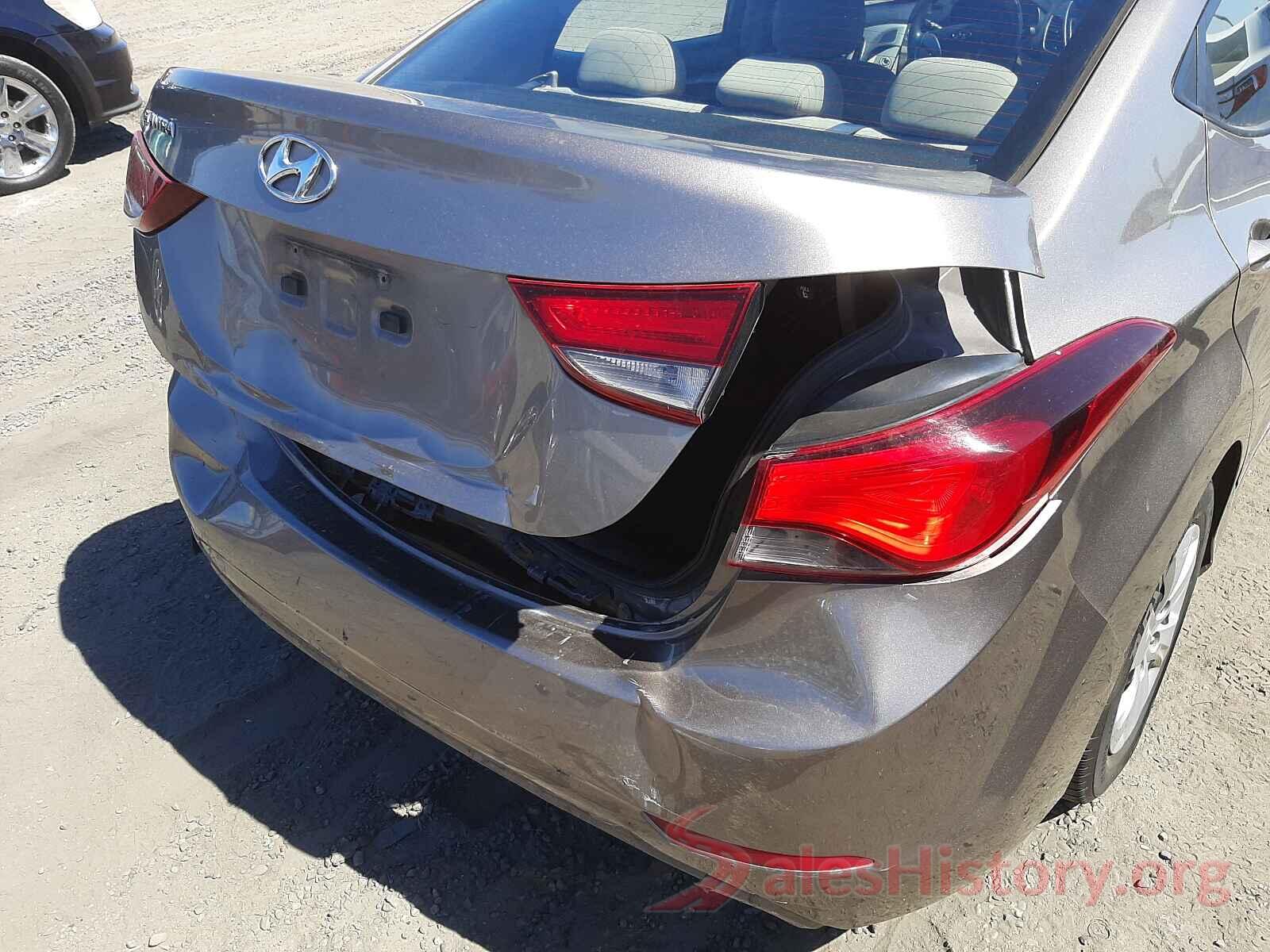 5NPDH4AE0GH698375 2016 HYUNDAI ELANTRA