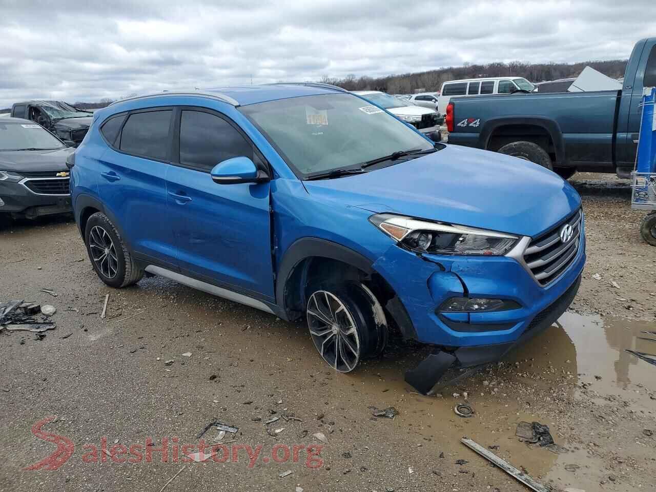 2017 HYUNDAI TUCSON VIN KM8J3CA48HU490623, rear 3/4 view