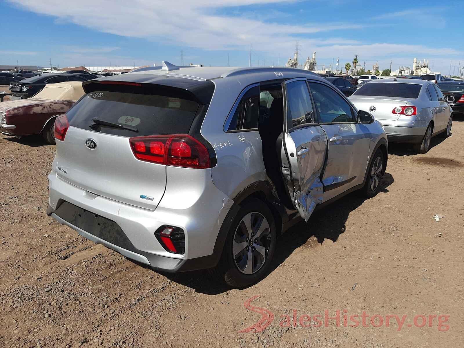 KNDCB3LC6L5396974 2020 KIA NIRO