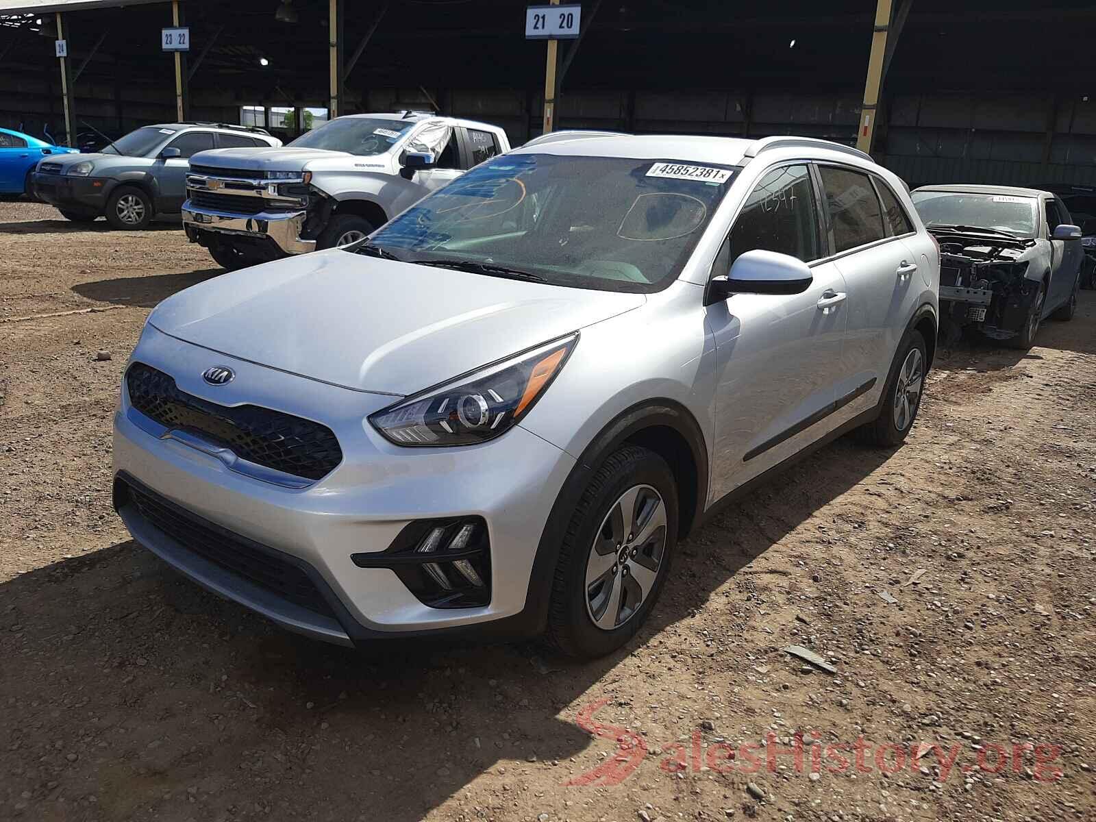 KNDCB3LC6L5396974 2020 KIA NIRO