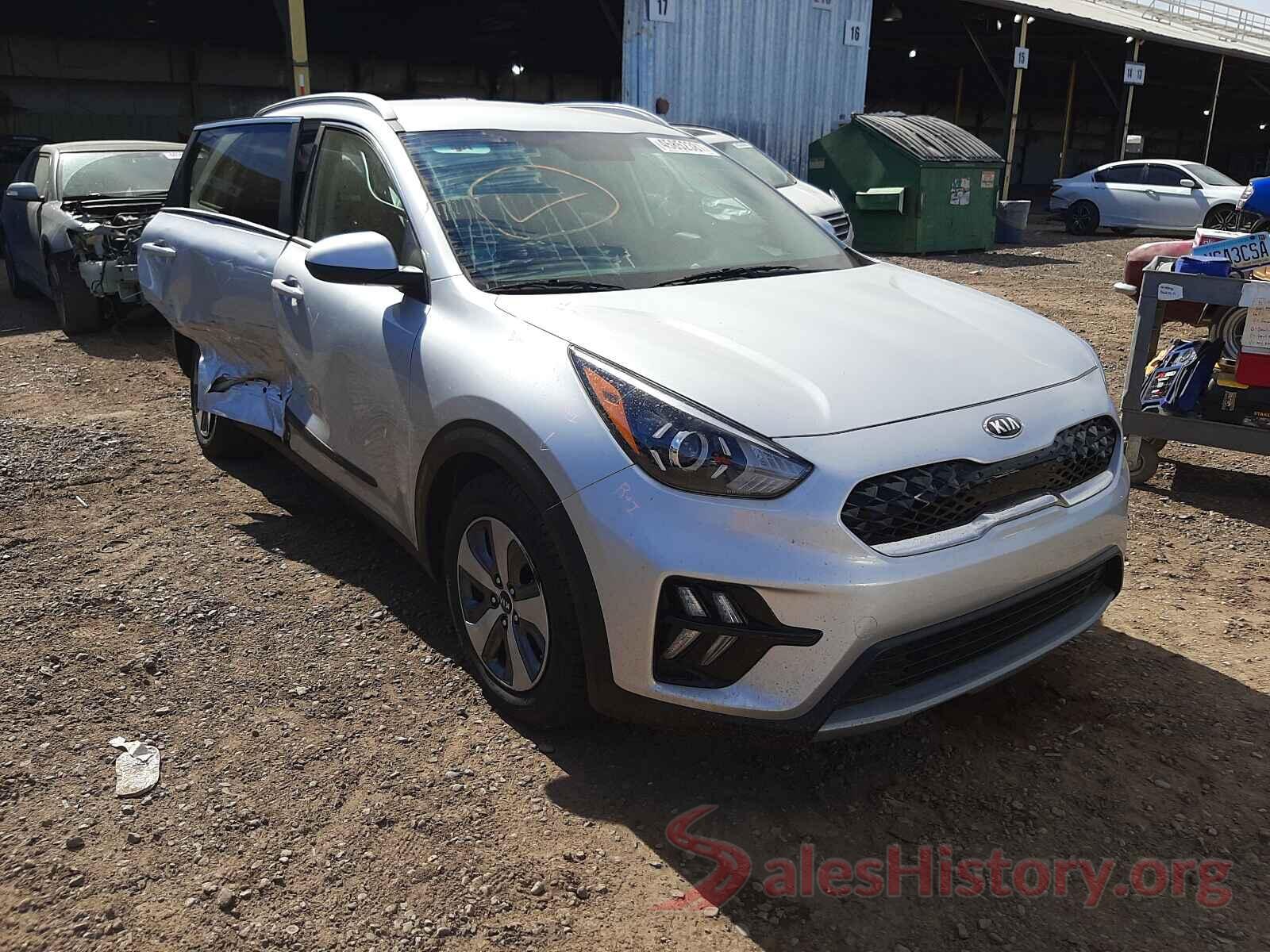 KNDCB3LC6L5396974 2020 KIA NIRO