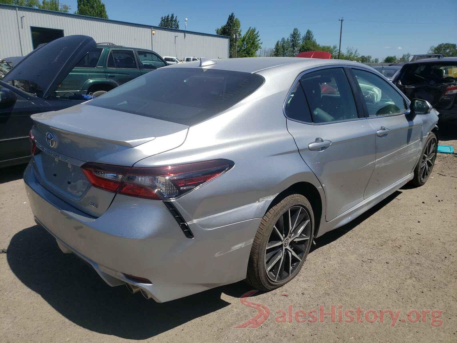 4T1G11AKXMU525014 2021 TOYOTA CAMRY