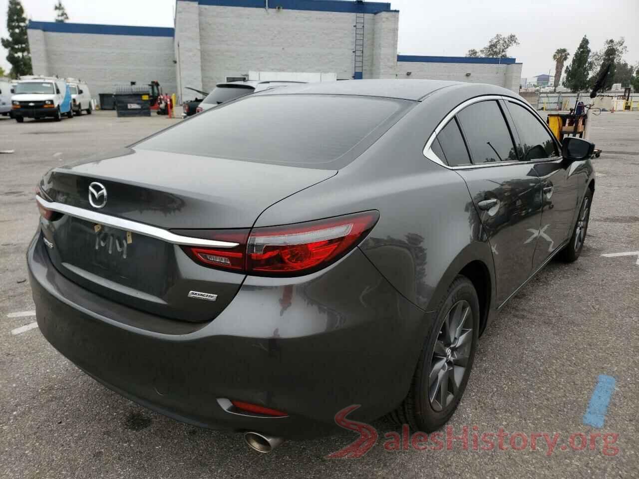 JM1GL1UM2J1311045 2018 MAZDA 6