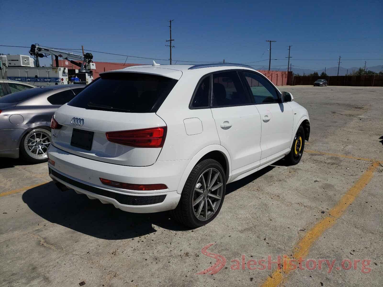 WA1BCCFS3JR015576 2018 AUDI Q3