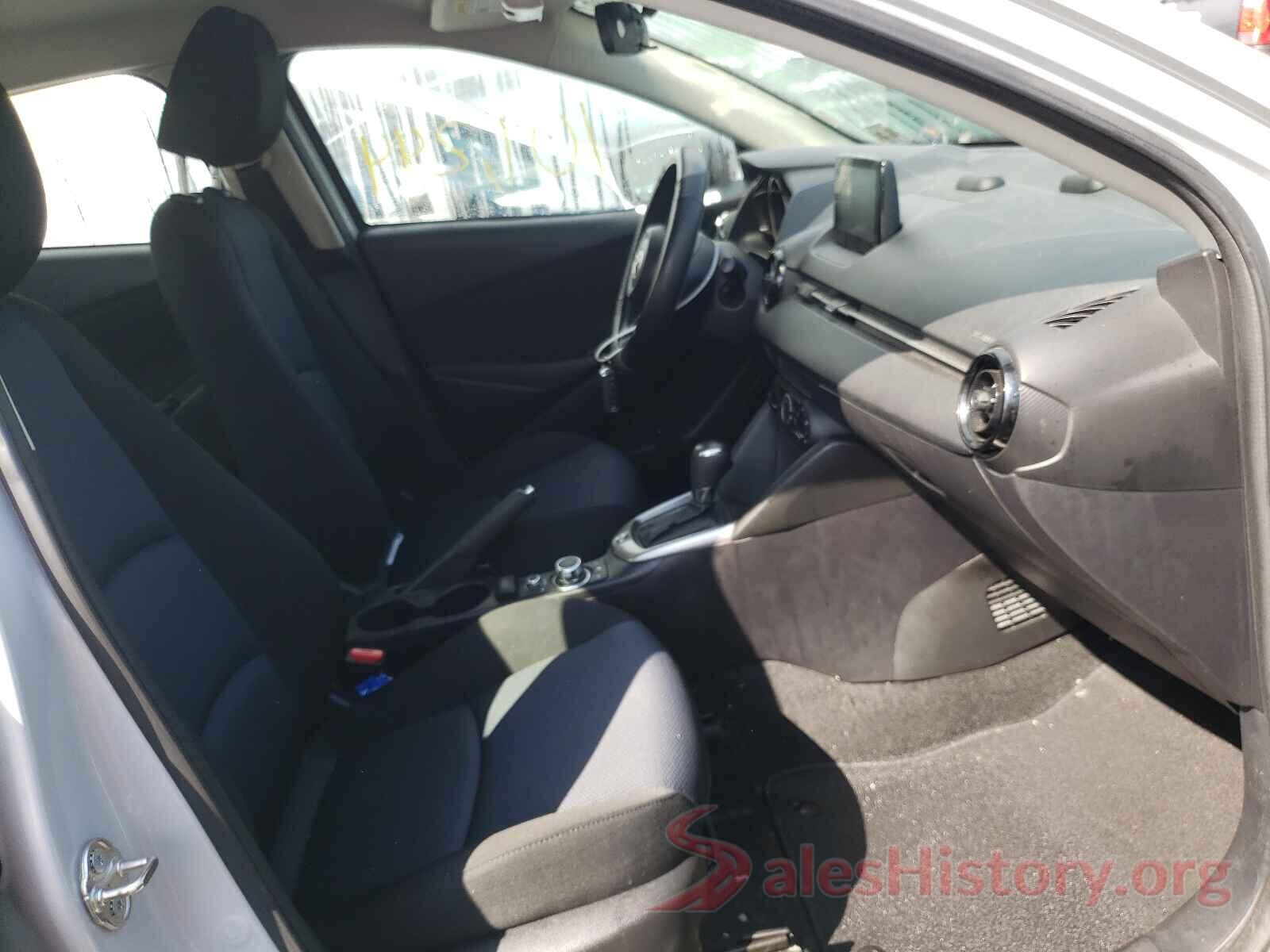 3MYDLBYV9KY517909 2019 TOYOTA YARIS