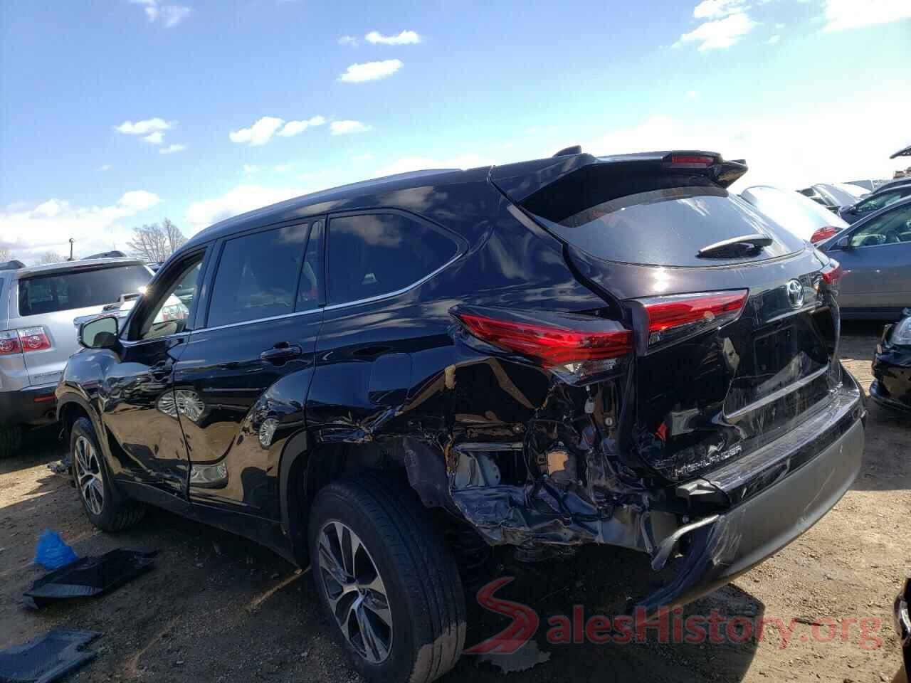 5TDGZRBHXNS213988 2022 TOYOTA HIGHLANDER