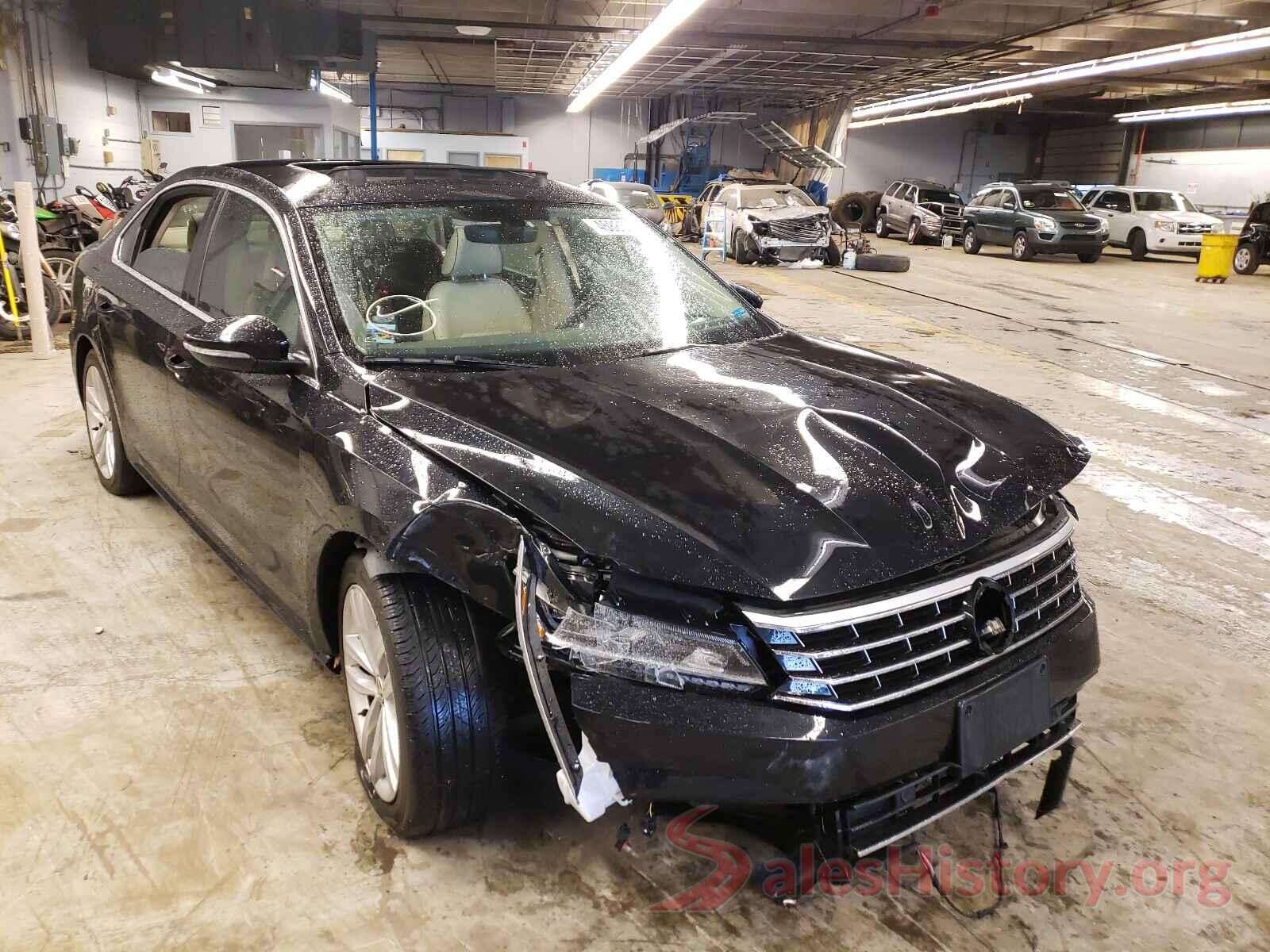 1VWBA7A36JC022122 2018 VOLKSWAGEN PASSAT