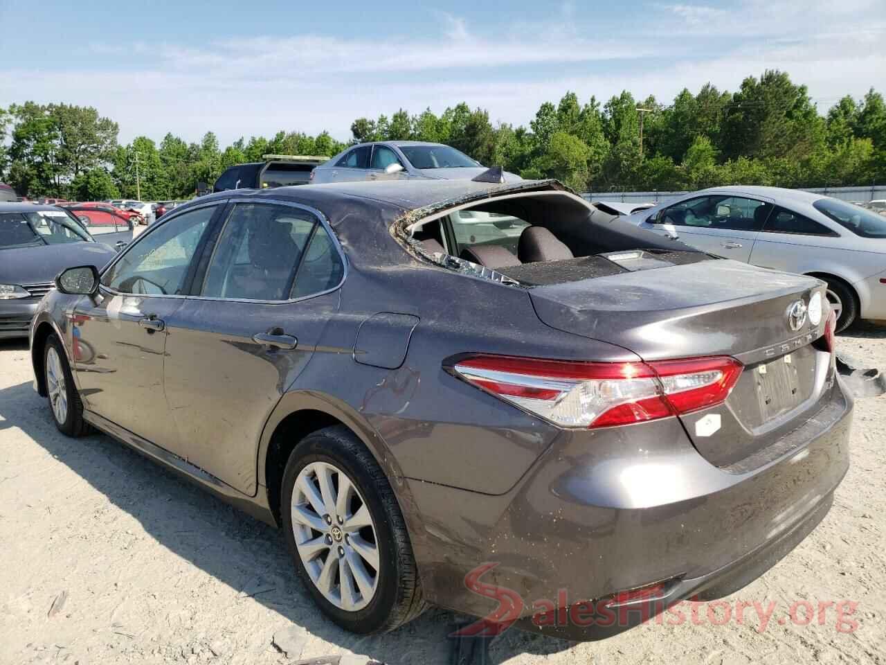 4T1C11AK4LU965565 2020 TOYOTA CAMRY