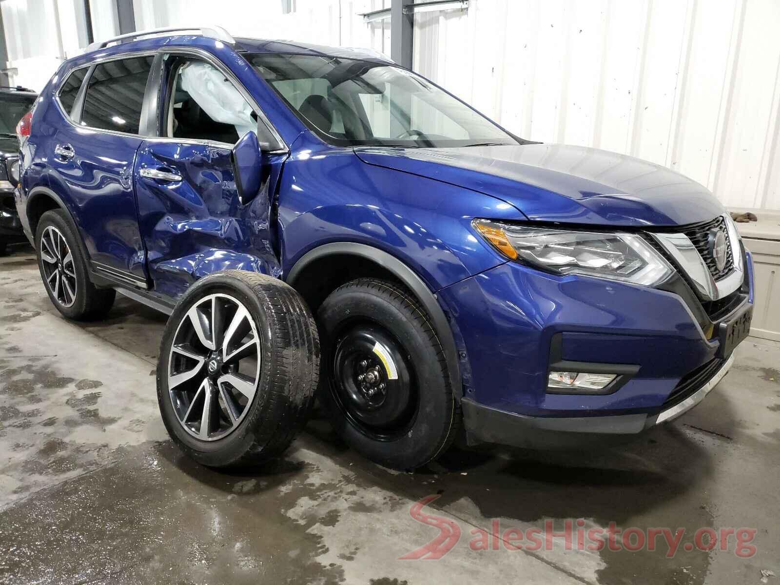 JN8AT2MV4JW326111 2018 NISSAN ROGUE