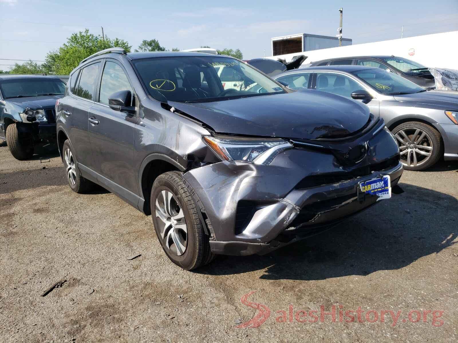 JTMBFREV8HJ107965 2017 TOYOTA RAV4