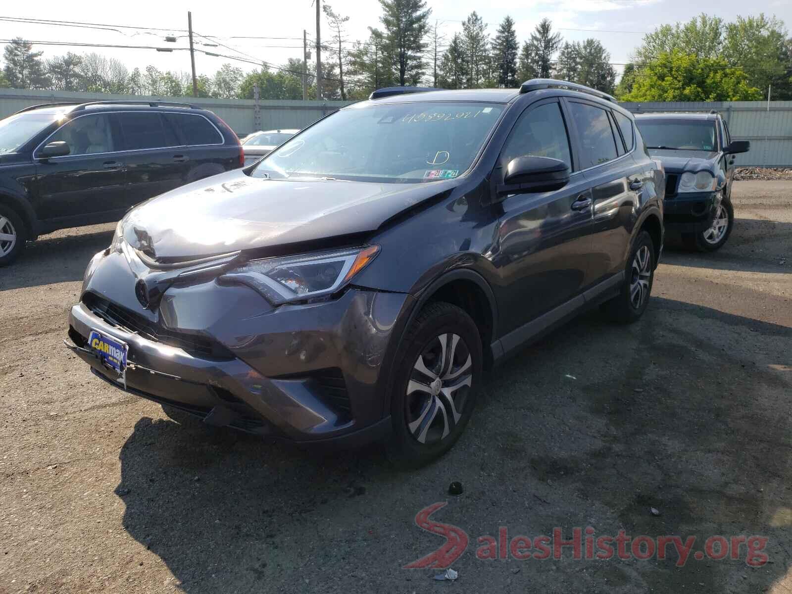 JTMBFREV8HJ107965 2017 TOYOTA RAV4