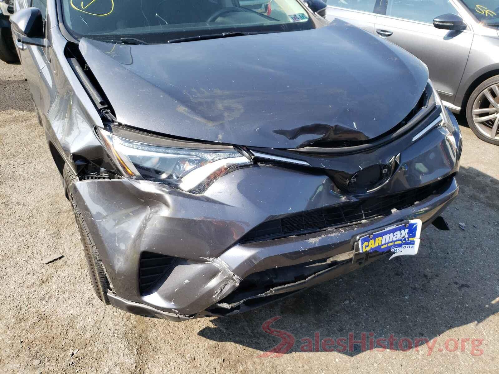 JTMBFREV8HJ107965 2017 TOYOTA RAV4