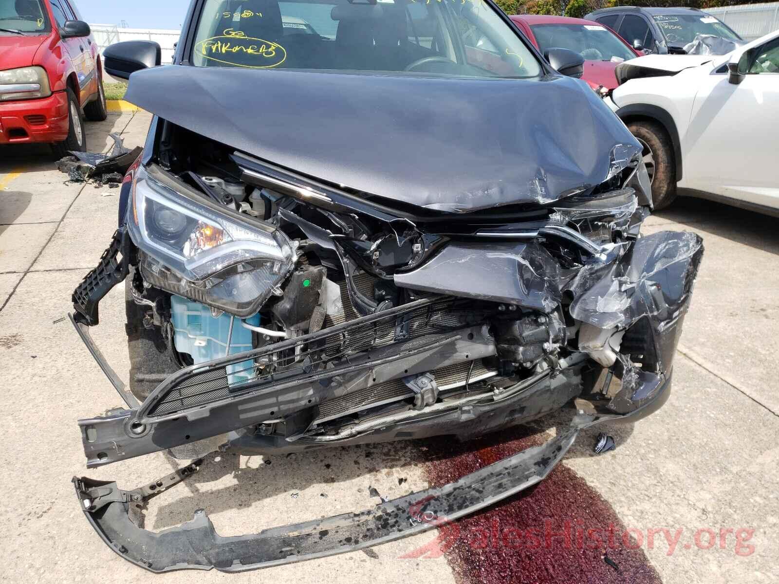 JTMZFREVXJJ159814 2018 TOYOTA RAV4