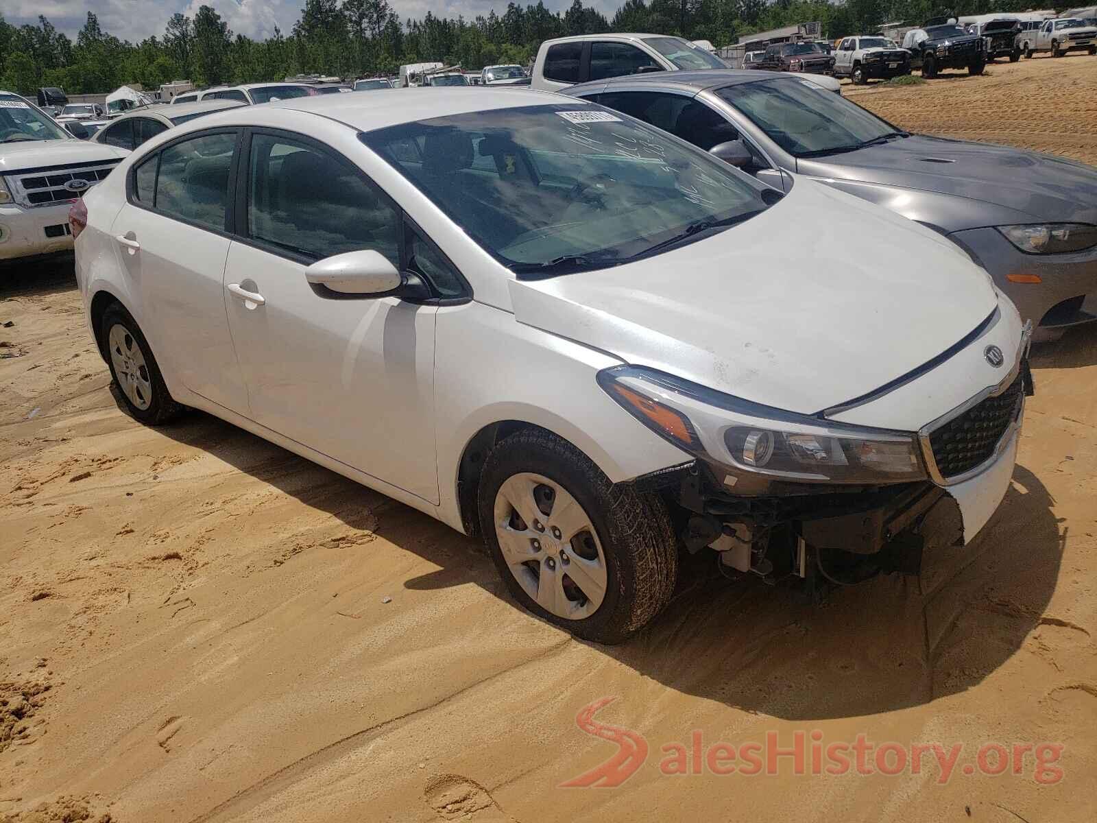 3KPFL4A72JE179946 2018 KIA FORTE