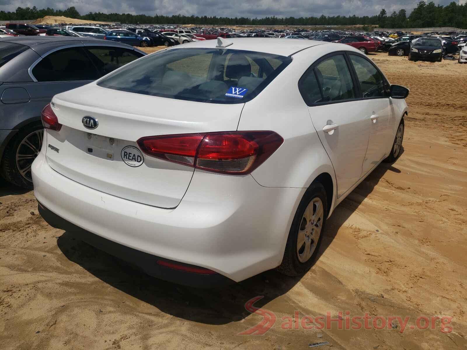 3KPFL4A72JE179946 2018 KIA FORTE