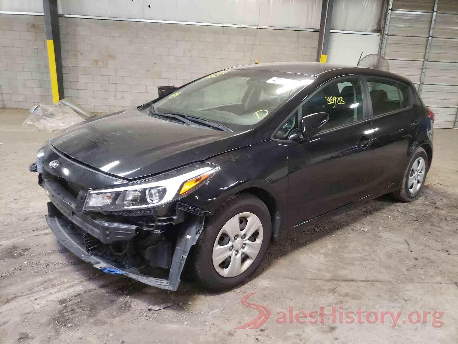 KNAFK5A8XH5725784 2017 KIA FORTE