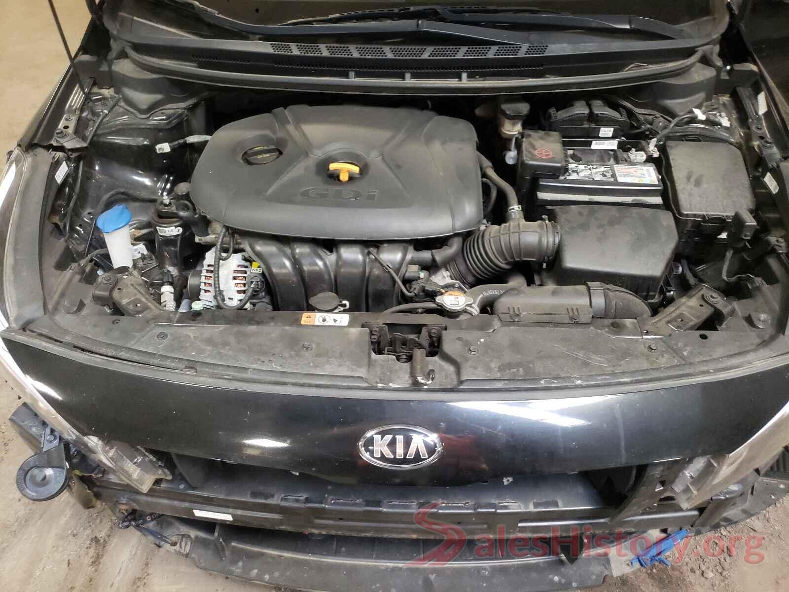 KNAFK5A8XH5725784 2017 KIA FORTE