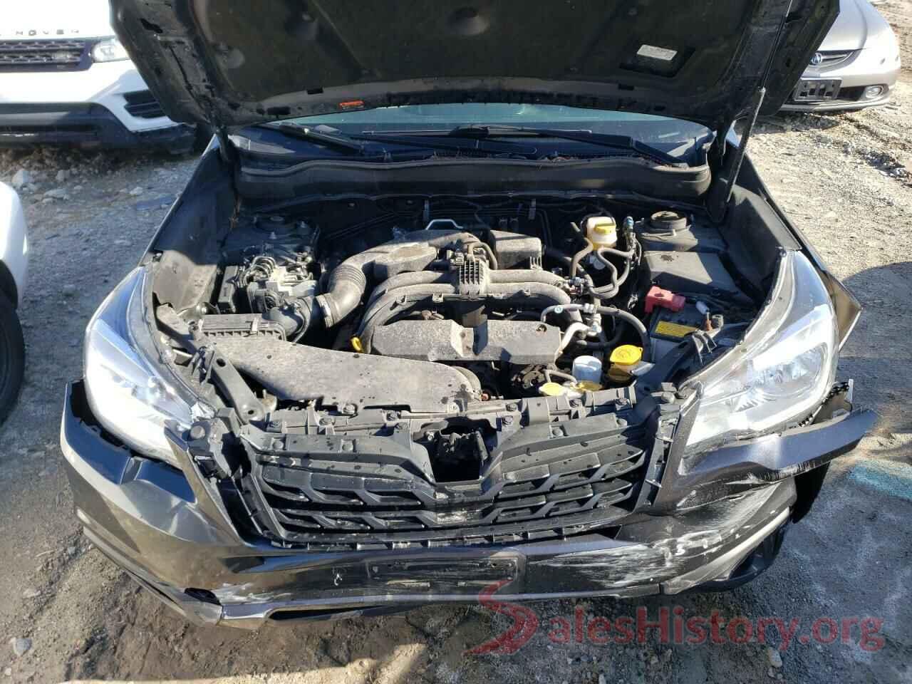 JF2SJAGC7JH586017 2018 SUBARU FORESTER