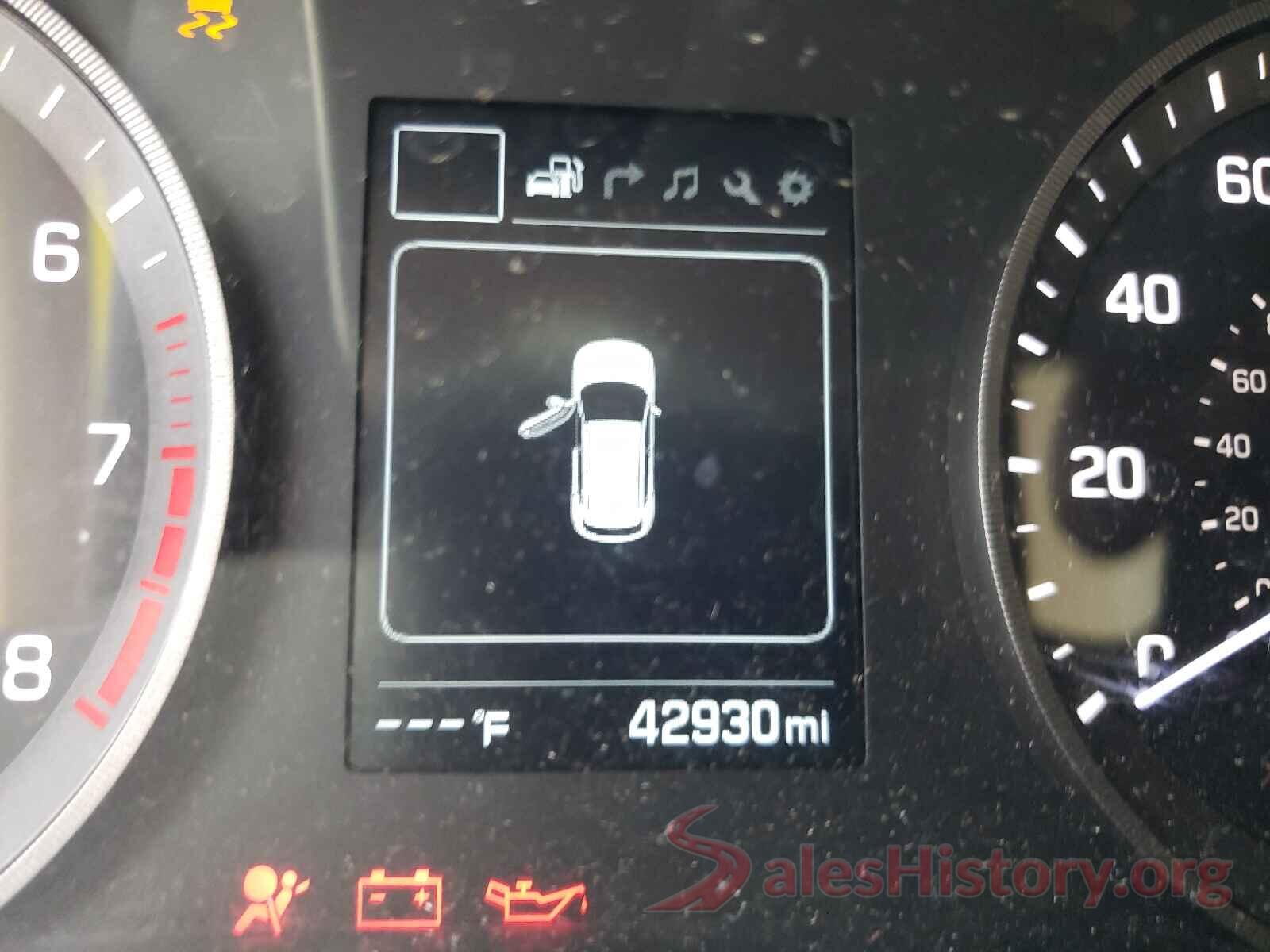 KM8J3CA25JU651031 2018 HYUNDAI TUCSON