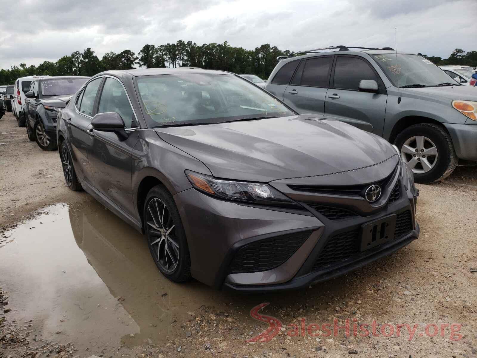 4T1G11AK2MU570805 2021 TOYOTA CAMRY