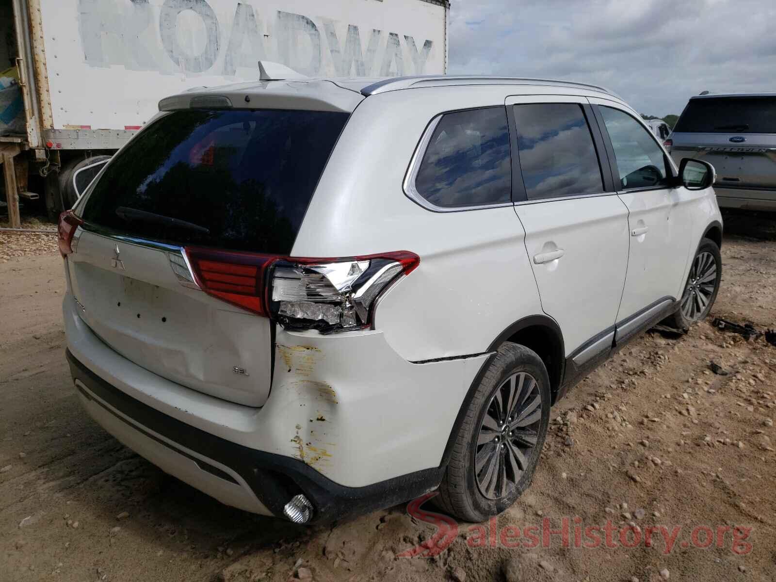 JA4AD3A38LZ033941 2020 MITSUBISHI OUTLANDER