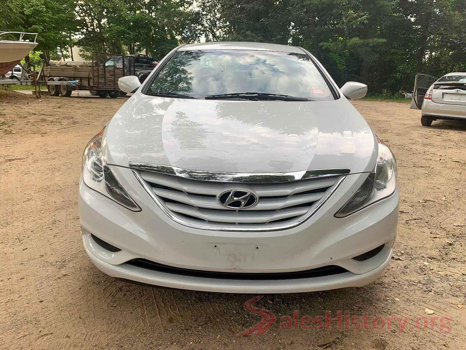 5NPEB4AC8BH139346 2011 HYUNDAI SONATA