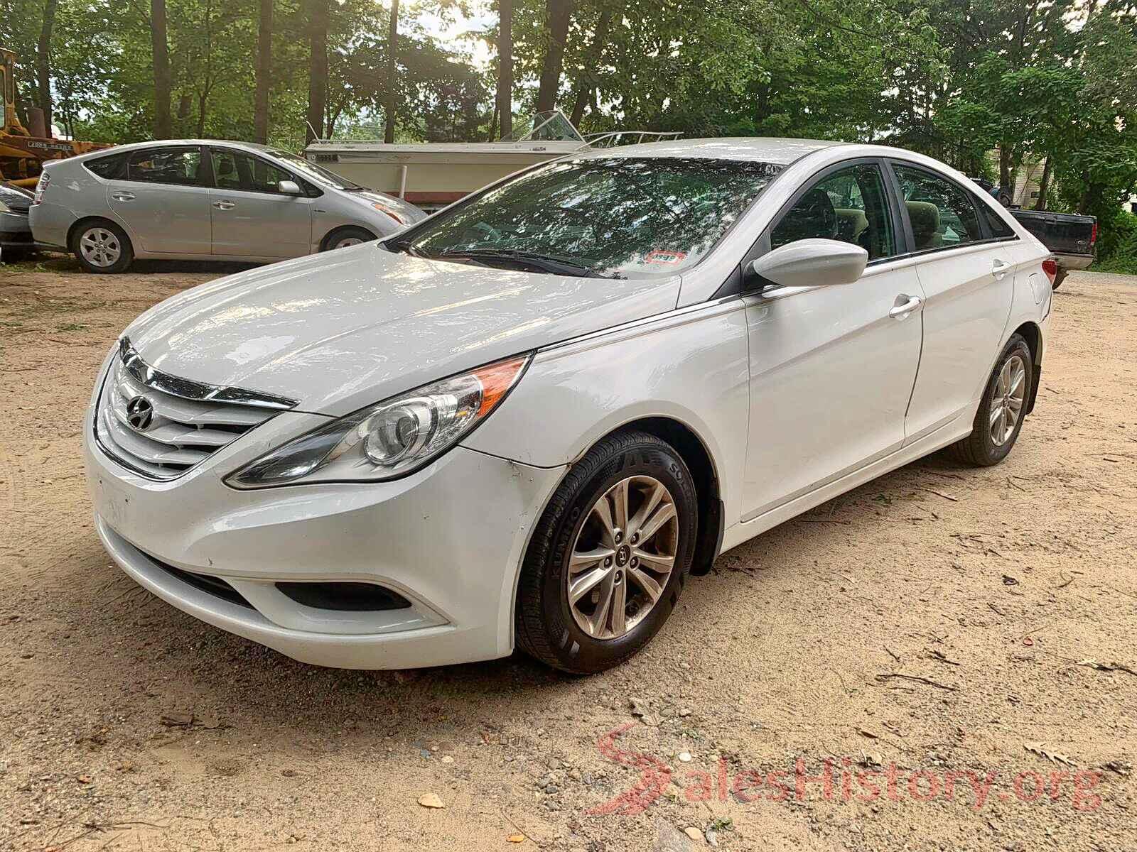 5NPEB4AC8BH139346 2011 HYUNDAI SONATA