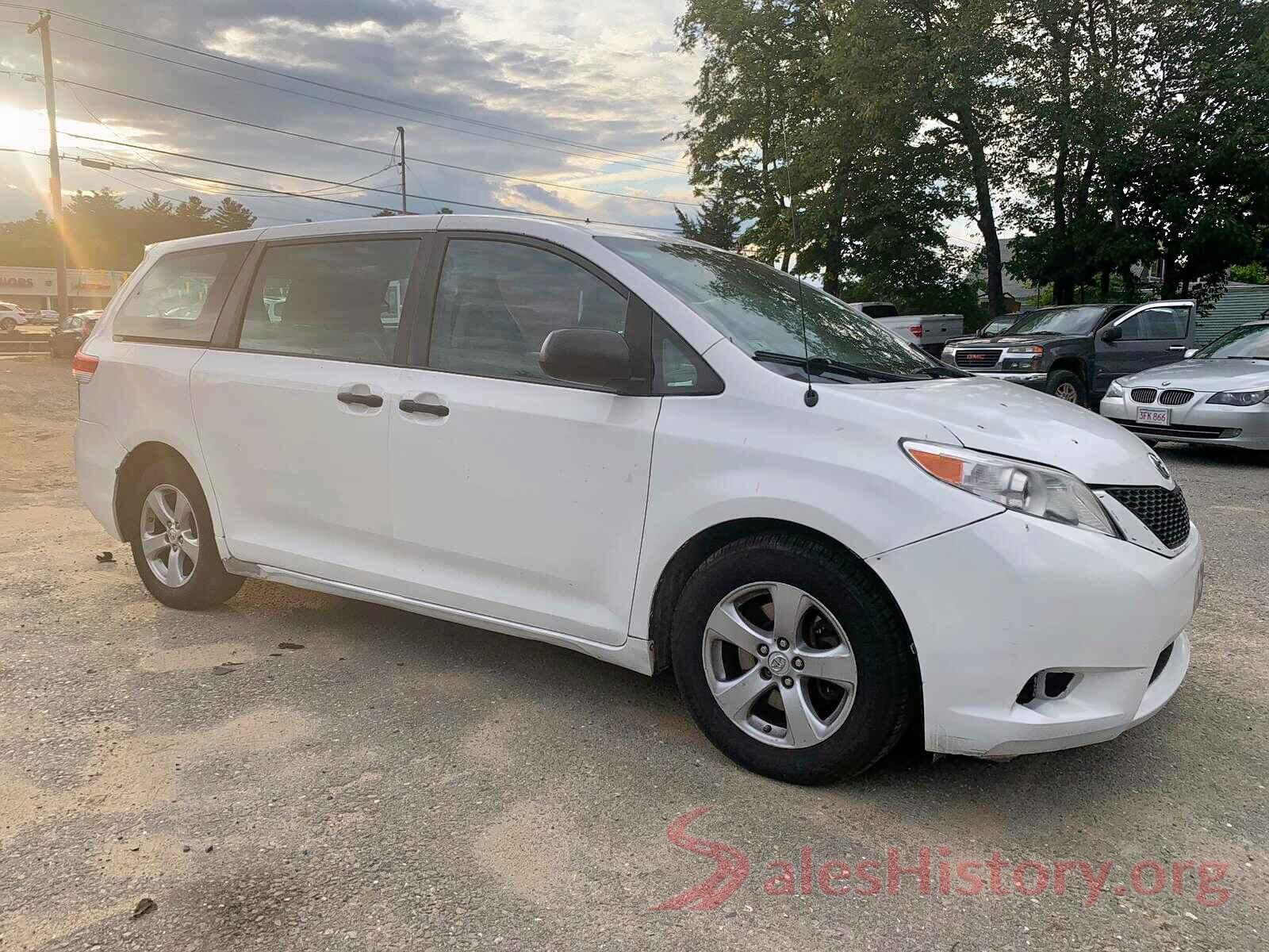 5TDZK3DC1CS231580 2012 TOYOTA SIENNA