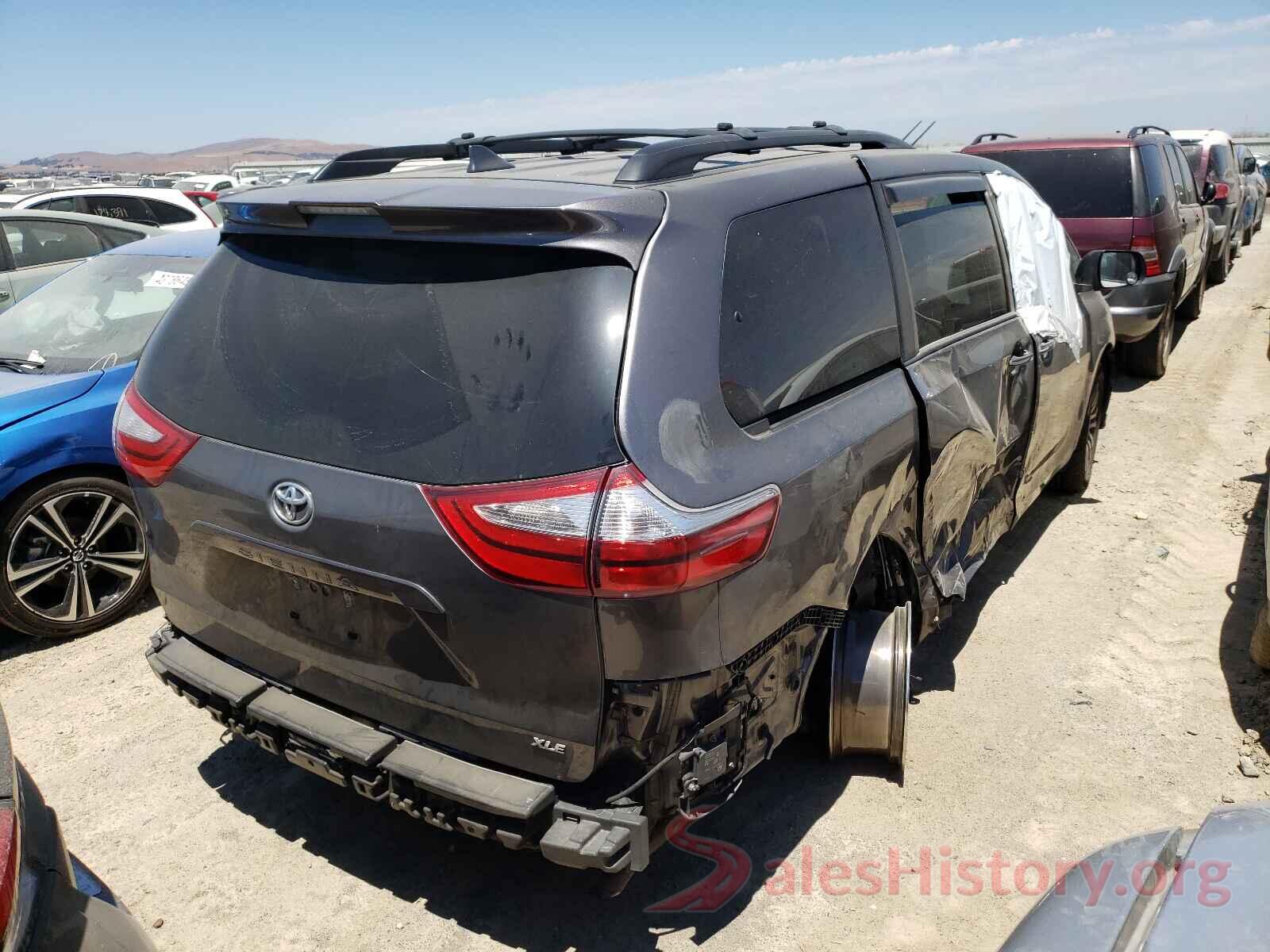 5TDYZ3DC5JS907646 2018 TOYOTA SIENNA