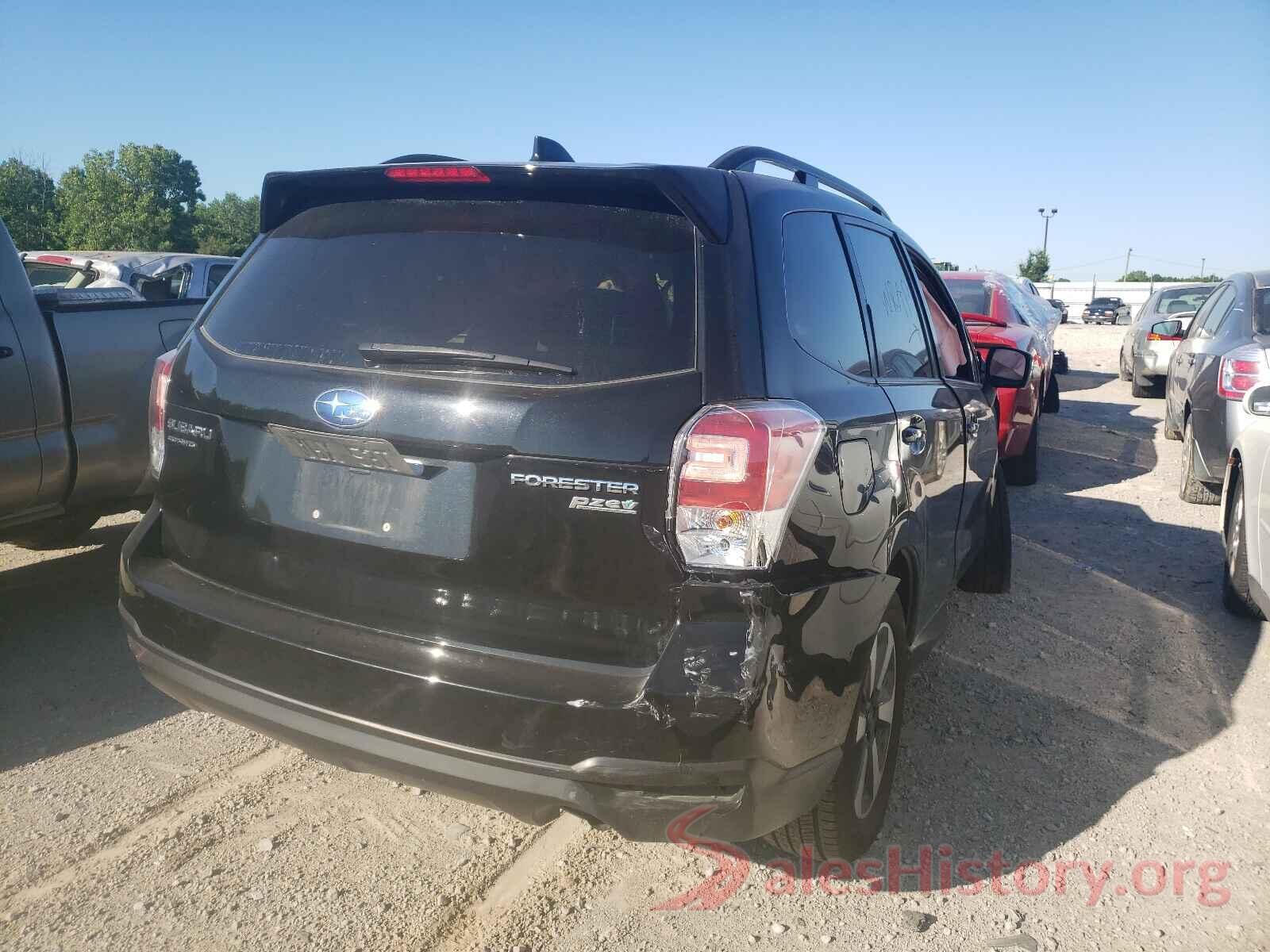 JF2SJAGC2HH578305 2017 SUBARU FORESTER