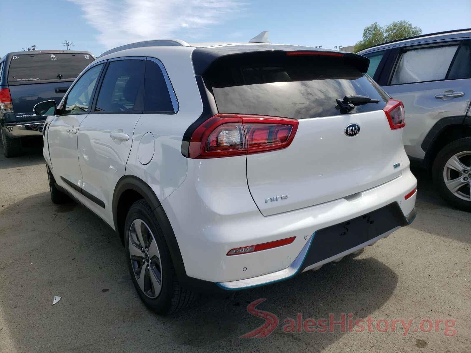 KNDCC3LD1J5147758 2018 KIA NIRO