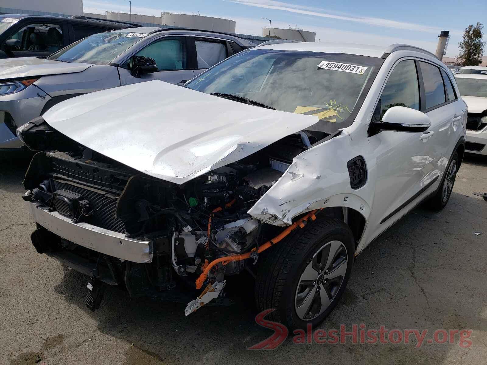 KNDCC3LD1J5147758 2018 KIA NIRO